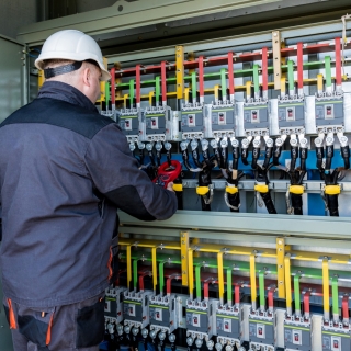 Quadros elétricos Sorocaba Engenharia elétrica Sorocaba Projetos elétricos Votorantim Quadros elétricos Sorocaba Laudo SPDA instalação para empresas Itu Adequação NR10 para empresas Araçoiaba